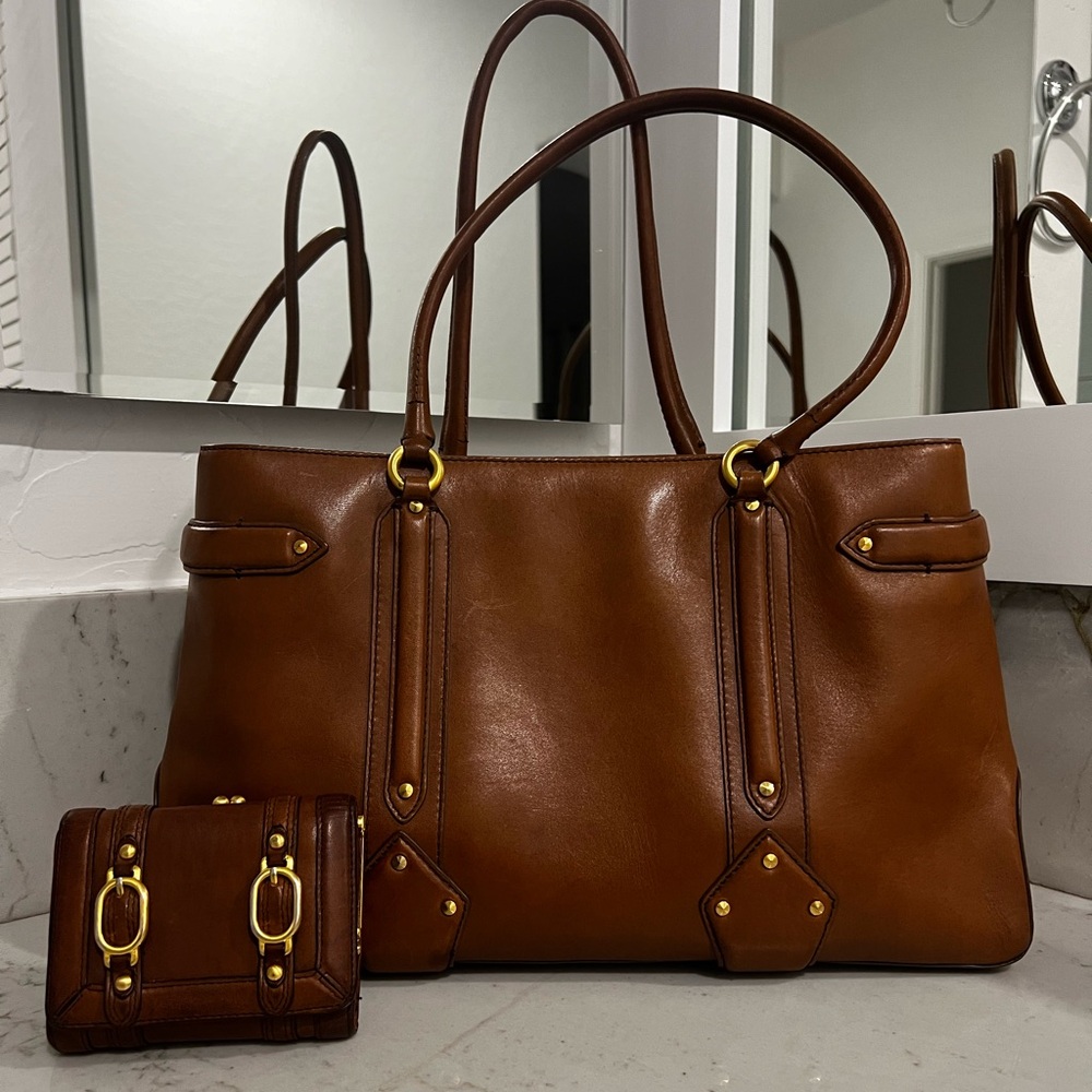 Cole Haan Brown Leather Vintage Purse w/gold Accents W/ Matching Wallet